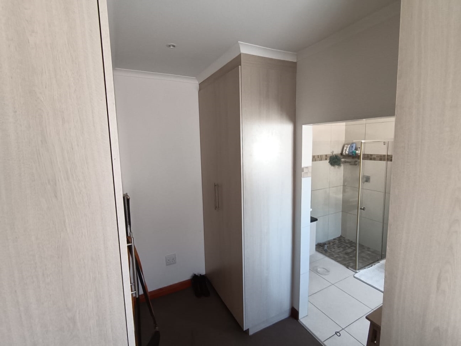 3 Bedroom Property for Sale in Pinelands Eastern Cape